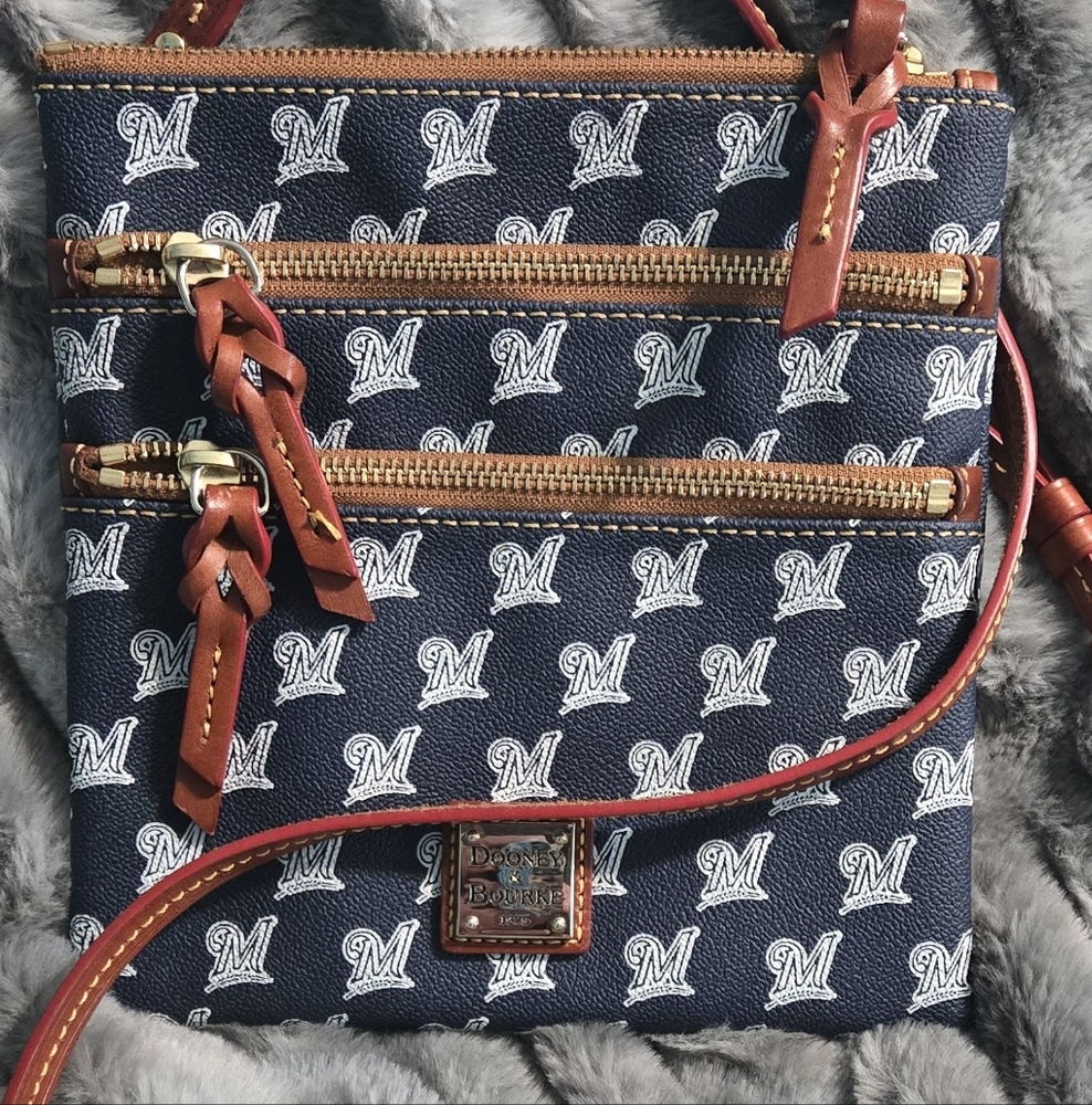 ** SOLD **  Dooney & Bourke Milwaukee Brewers Crossbody Purse